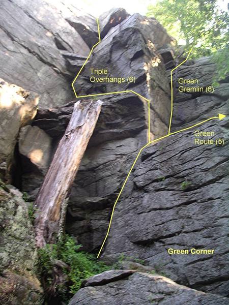 Green Corner, showing Triple Overhangs (5.6) and Green Gremlin (5.6).