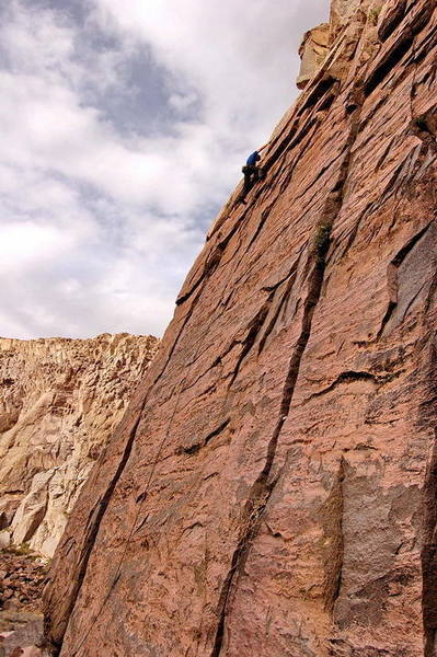 Topping out on Scalded By Spivey, Owens River Gorge