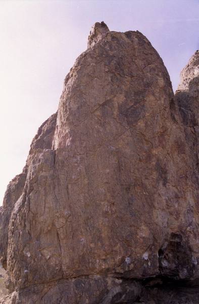 This is a photo of the route Clumsy(left side of the formation) and chalk on the hatred(boulder traverse).<br>
photo by Jack Marshall