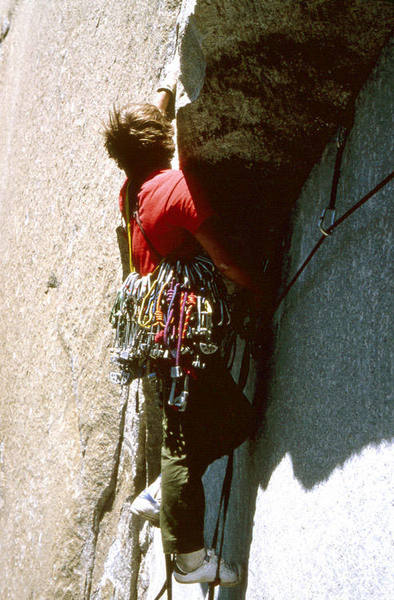 A very young Rusty Reno leading on the Pacific Ocean Wall. Notice the high tech shoes.