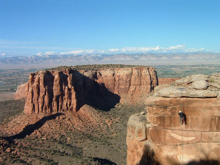 The tyrolean between Grand View Spire and the rim, with Monument Canyon in the background.