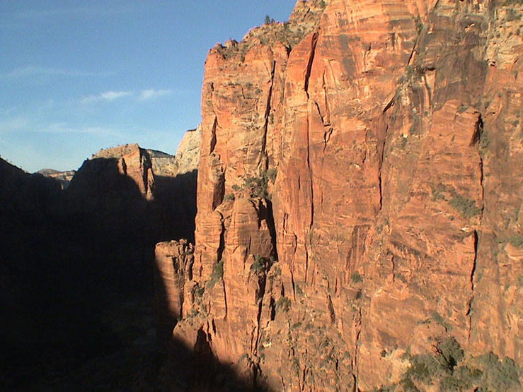 A view of the right side of Red Arch Mountain from Made to be Broken. Clearly visible is Bits and Pieces and Wigs in Space basically climbs the left skyline.