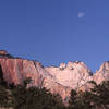 Moon over  The Virgin Towers-Zion.<br>
Photo by Blitzo.
