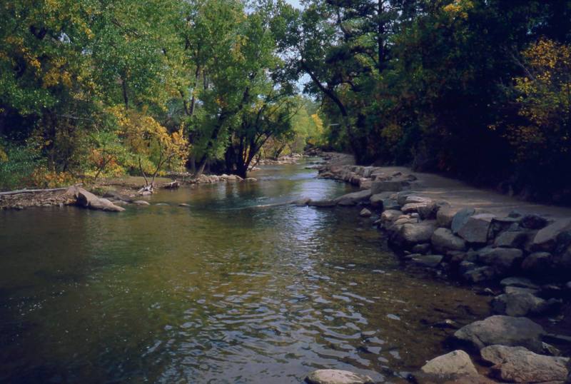 The mouth of Boulder Canyon can be a nice place to hang out before or after climbing on a hot summer afternoon.<br>
<br>
Photo by Tony Bubb, Y2K.