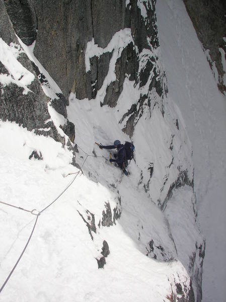 Ray Hellinger on mixed ground to the left of the cornhole couloir
