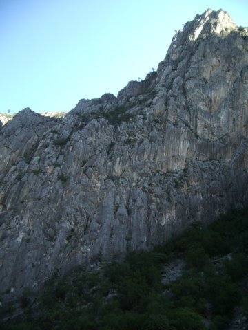 This is the side of the rock fin that Estrellita is on.
