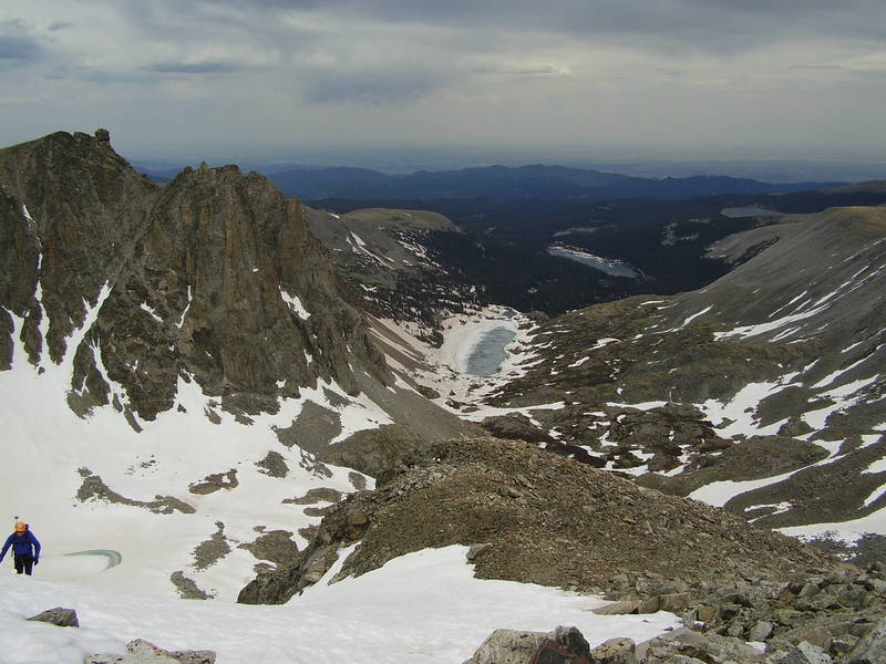 Views from the saddle in Queens Way, only a short distance to the summit of Apache
