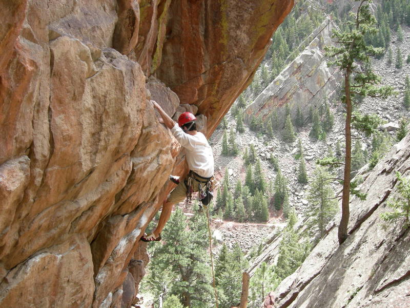 Ethan on the initial moves to get established up on the ledge before the route really starts.