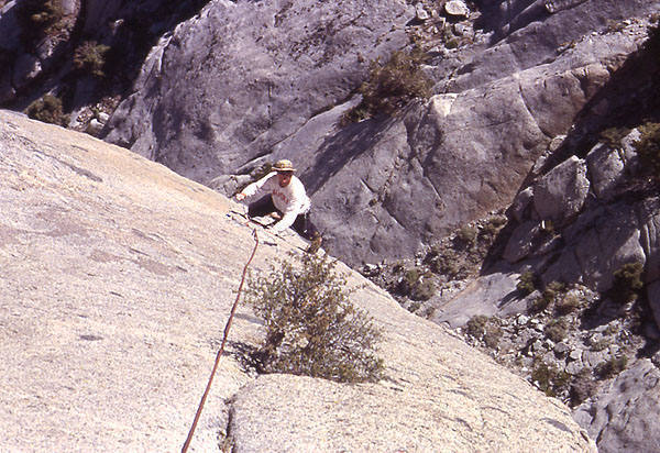 The late Tom Burke on the upper pitches of Bony Fingers.