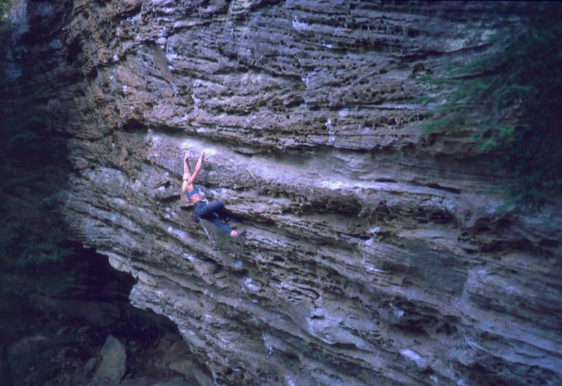 Rock Climbing In Torrent Falls Red River Gorge