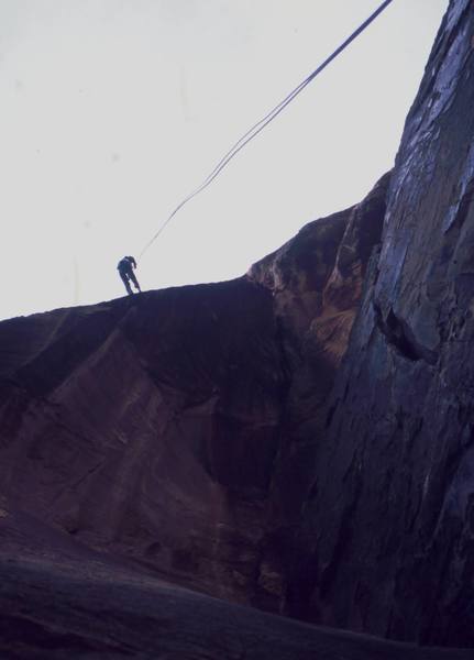 If you go beyond 4 pitches, rapping the route gets more interesting... Photo by Tony Bubb, 12/02.