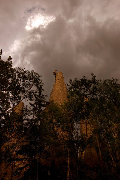 Darin would hate it but, for the picture's sake, I wish there was a lightning in the background.