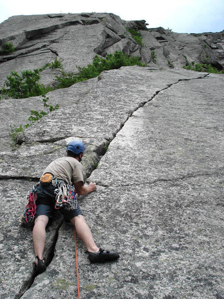 brian heading up the beautiful crack of Slow and Easy...