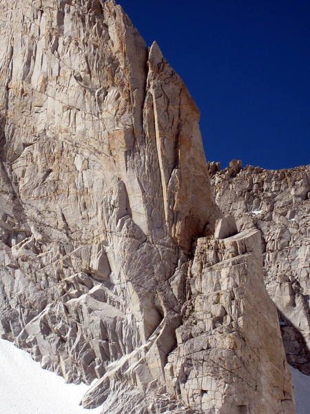 The striking dihedral of the Dragtooth.