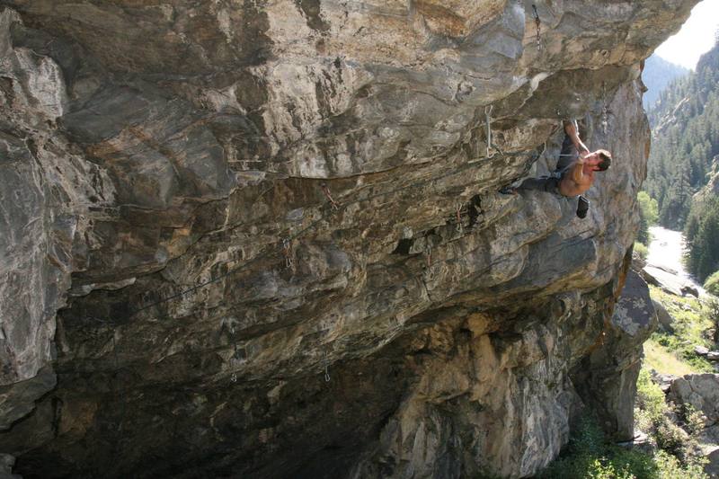 Rock Climbing In Sex Cave Golden 