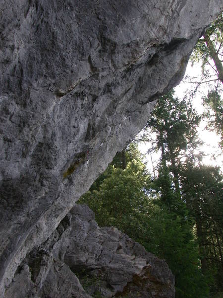 The Paisano Buttress houses the steepest rock at the Aretes and contains a dozen hard routes ranging from 12d to 14a.