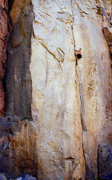 O.R.G.asam (5.11a), Owens River Gorge<br>
<br>
Photo by Tyler Logan