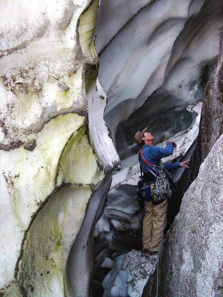 Mike Munger leads the cave pitch of the glacier traverse.