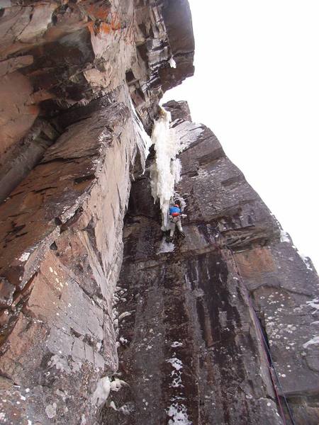 J.Lo on FA of Galadrial's Phial M8+/WI6 (gear, seconfd try...) Kama Bay, Ontario