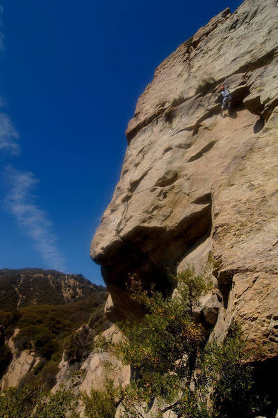 Simone nears the end of the crux sequence of "Klingon."