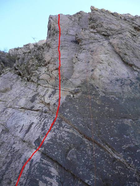 Getting over the first 2 bolts seems to be the crux