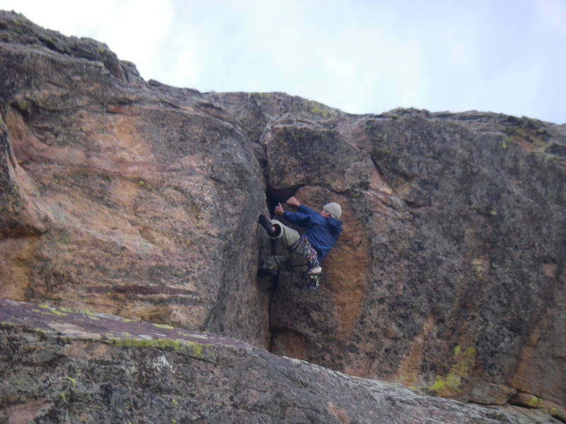 Easy slab, crack, jug, heel hook, steel rod, easy slab and that's about it!