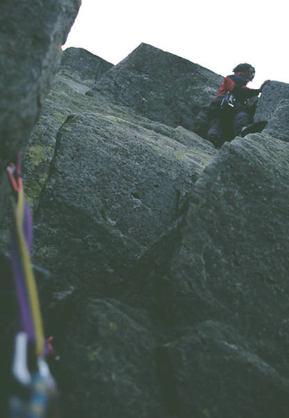 P2, just before the leg-jam chimney. (c) Scott Nomi.