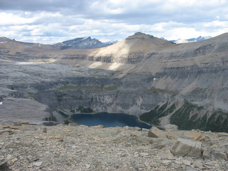 The view of Rockbound Lake from the summit.