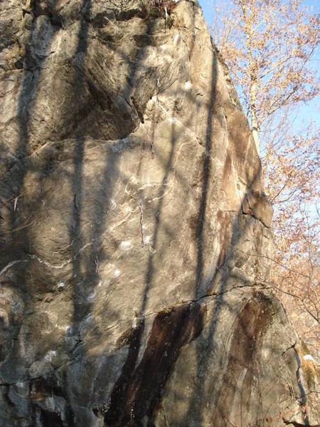 The fixed draws mark the line of Get It On 5.12c/d...