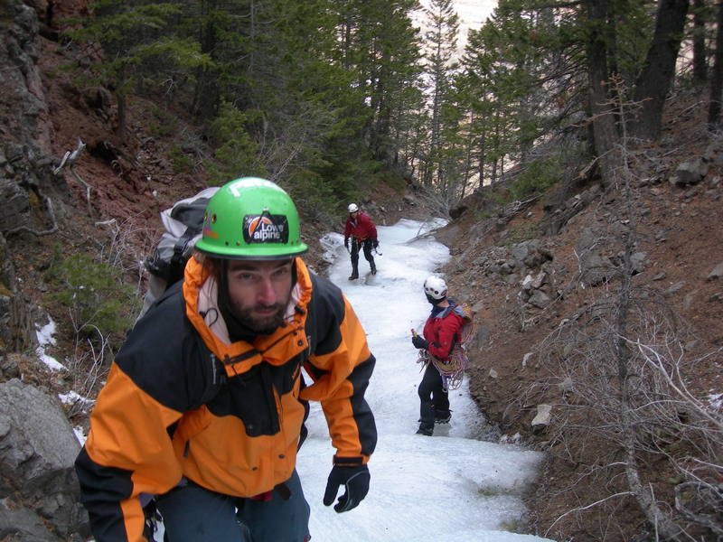 Ace, K. Hirst and myself in the drainage above Moonrise, seeking to gain enough elevation to traverse East into the Pillar Of Pain