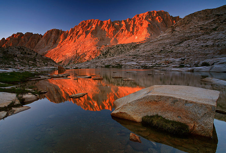 Climbing in Mt. Darwin, High Sierra