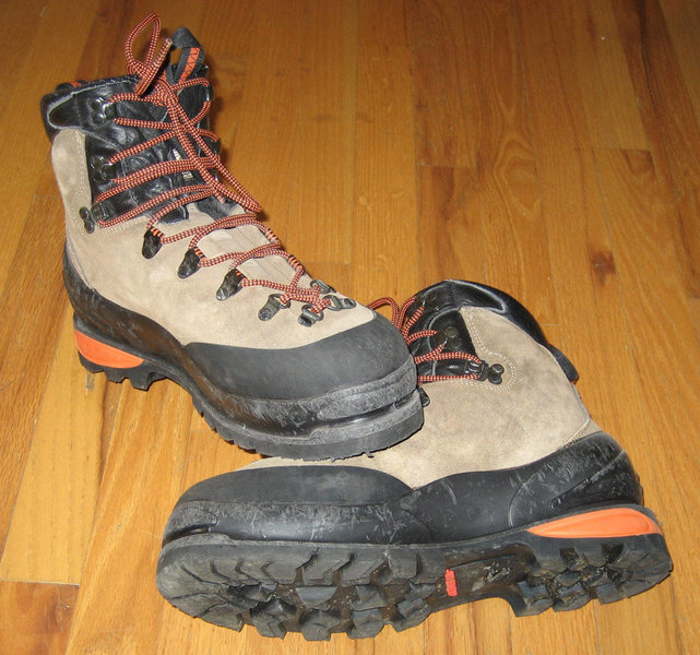salomon super mountain boots