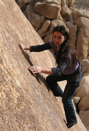 Playing on "Toe The Line".<br>
Photo by Blitzo.