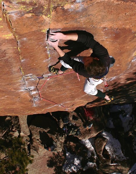 Rob Linnenberger cruxes on his very stylish send of The Evictor.