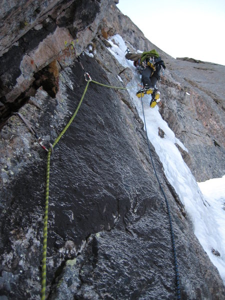 Brian Verhulst leading the start to P4, on the verglas.
