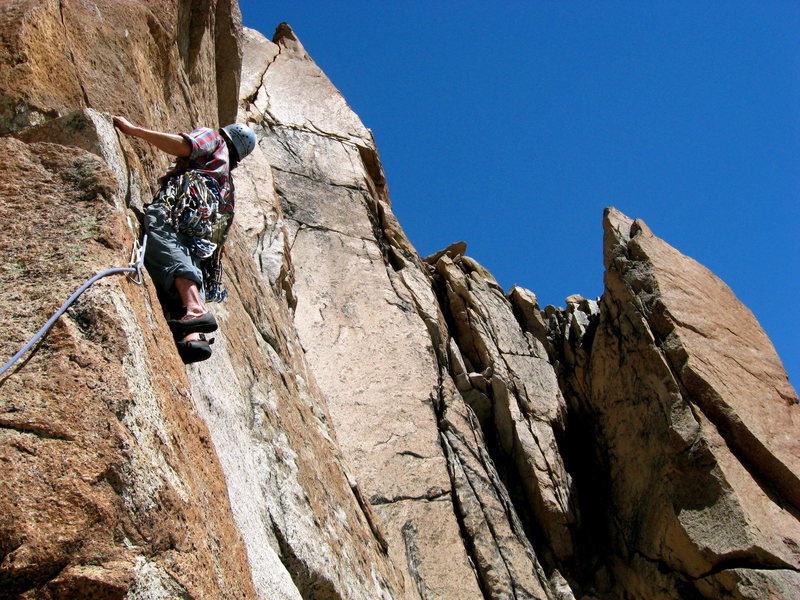 Jared Spaulding leading pitch two of Lost Fingers December 2007