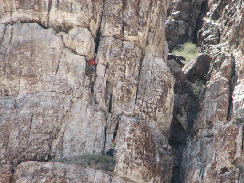 Perin Blanchard and Lee Jensen starting the second pitch of <em>Quartermoon</em>.<br>
<br>
Photo by Gwen Blanchard.
