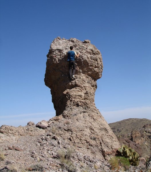 There are lots of cool rock formations nearing the base of the Castle Peaks in the Mojave Preserve. <br>
<br>
4/30/08<br>
