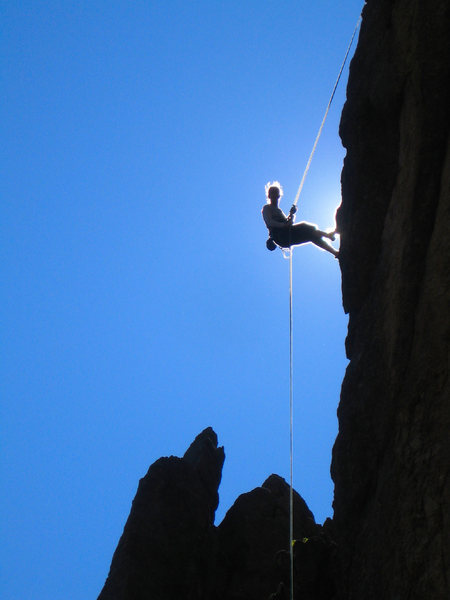Katherine Chumacero - rap off Rubiyat Spire, 5.8 Conn Route.