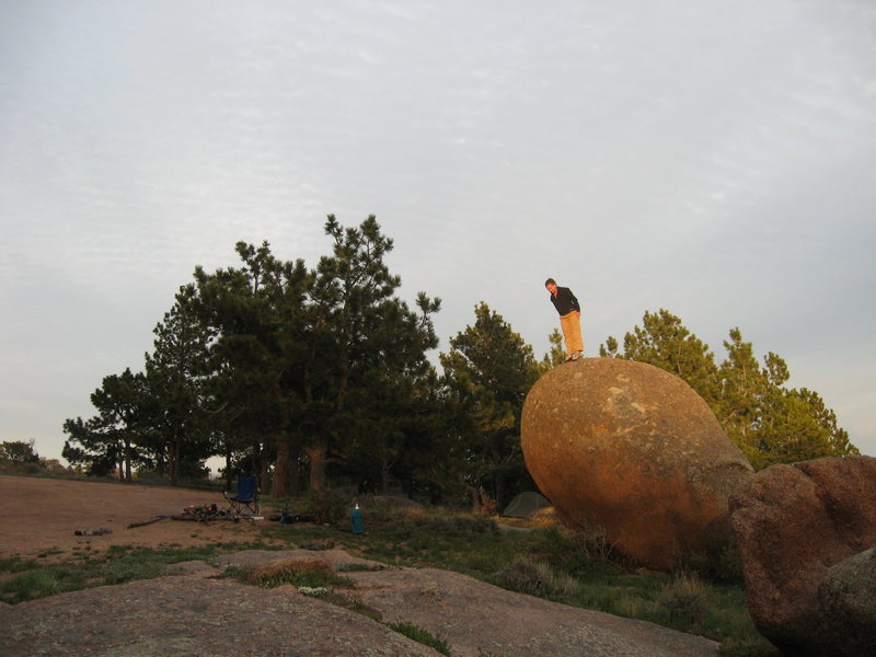 Looking for the easiest descent? Early evening bouldering to end the day.