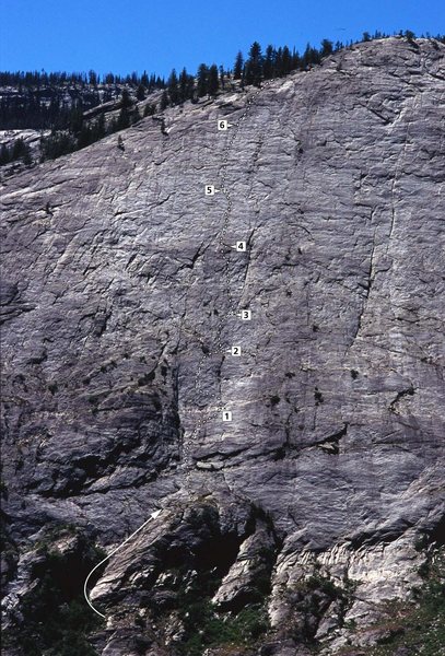 Topo for Scenic Traction. The cracks of the regular route are pretty obvious on the right.