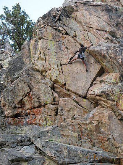 Setting up for the crux on El Rayo (5.10b), 8000 Foot Crag