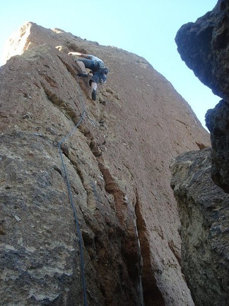Mark D. leading just below the crux of Catherine Finds An Edge.