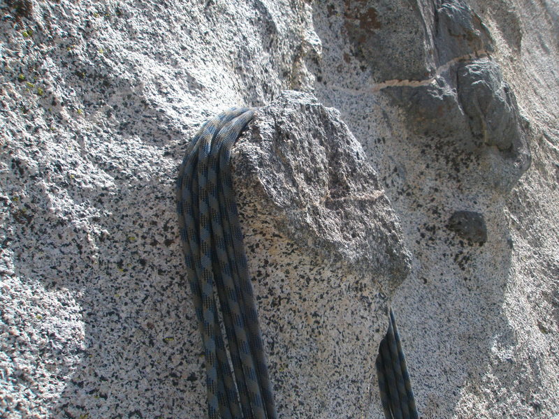 Large knob at optional 1st belay.