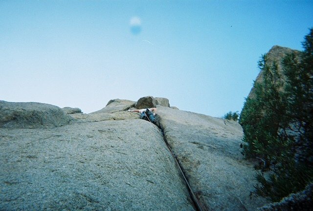 Bee Line Cochise, ya know now that I think about it this may be Beat Feet?