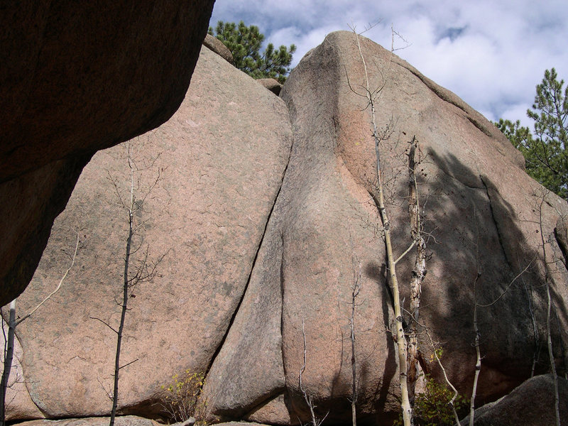 Short but fun climb. Shotgun Express is to the left.
