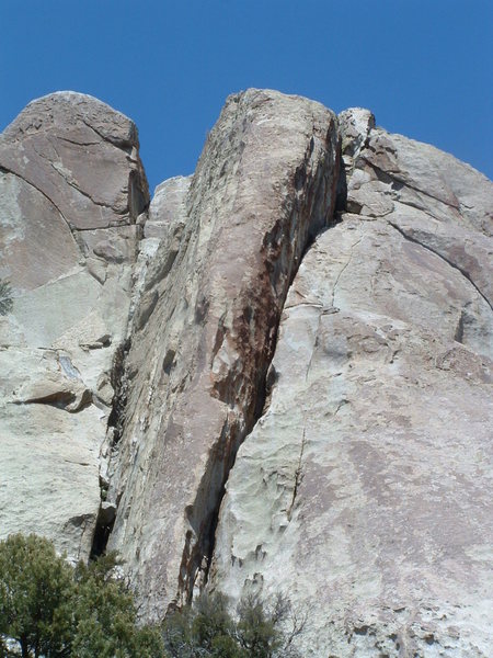 good look at Red Rib, the obvious red arete in the middle of the photo