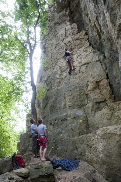 Rock Climb Cinq Jour D'Affille, Red Wing (a.k.a. He Mni Can, Barn Bluff)