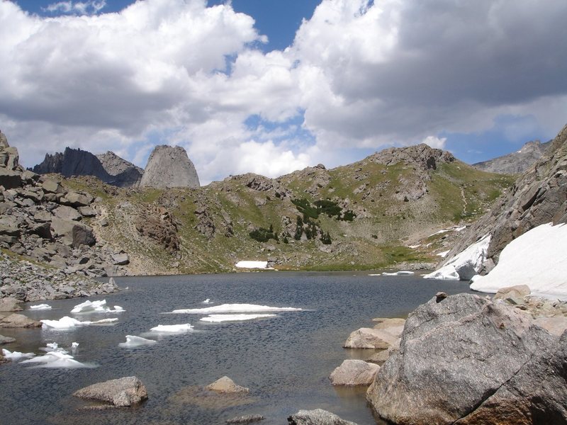 Looking north toward Jackass Pass. Note Pingora and Wolfs Head in the background.