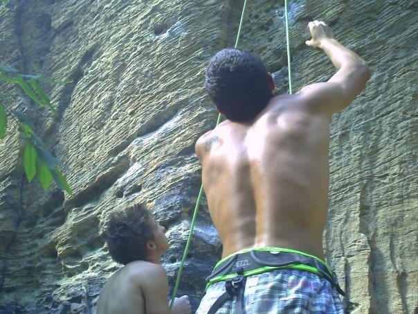 Figuring out the bottom crux for Strevels Gets in Shape 5.12b